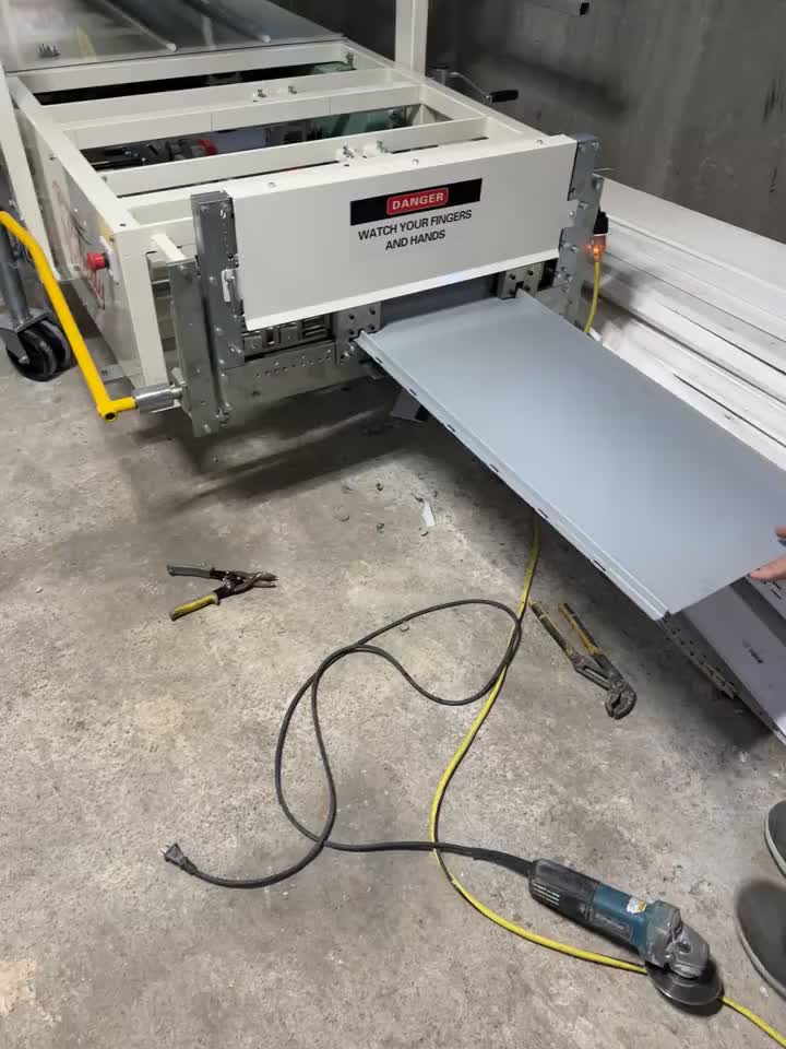Video de Instalación de Techo de Metal
